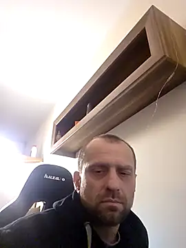 Roman0798 online show from 22, 12, 2025