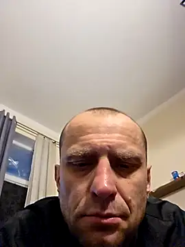 Roman0798 online show from 25, 11, 2025