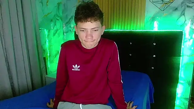 Snapshot of cruz_dante chatting on 14, 3, 2026 cruz dante online show from 14, 3, 2026