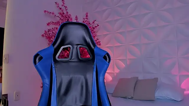 cora 22 online show from 5, 12, 2025