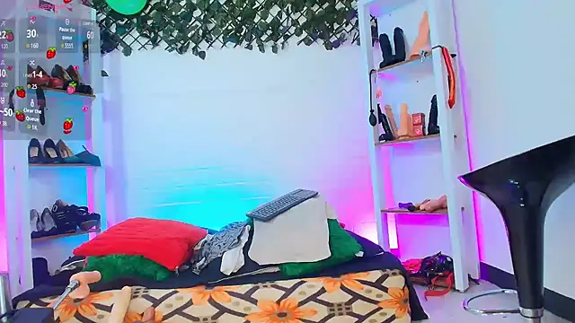 louise nails online show from 30, 3, 2026