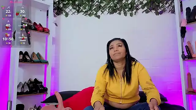 louise nails online show from 11, 4, 2026