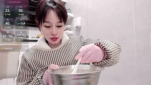 Vivian-6 online show from 27, 2, 2026