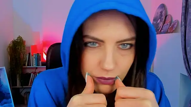 EmilyWilden online show from 9, 12, 2024