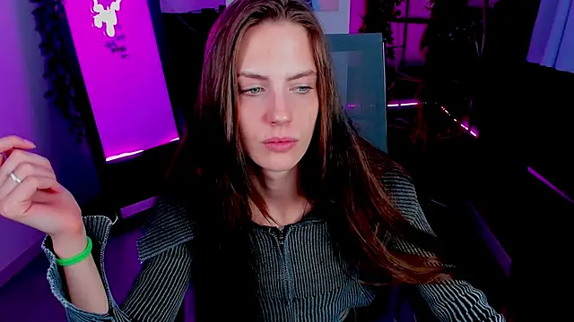 EmilyWilden online show from 22, 10, 2025