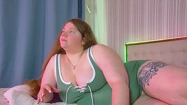 Snapshot of RubyValen chatting on 23, 6, 2026 RubyValen online show from 23, 6, 2026