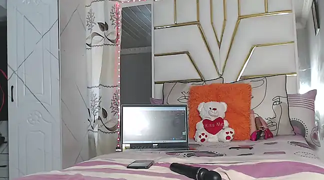 SexyyNana online show from 9, 3, 2025