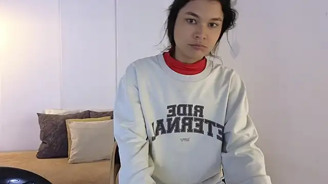 sexychanell 18 online show from 15, 12, 2025