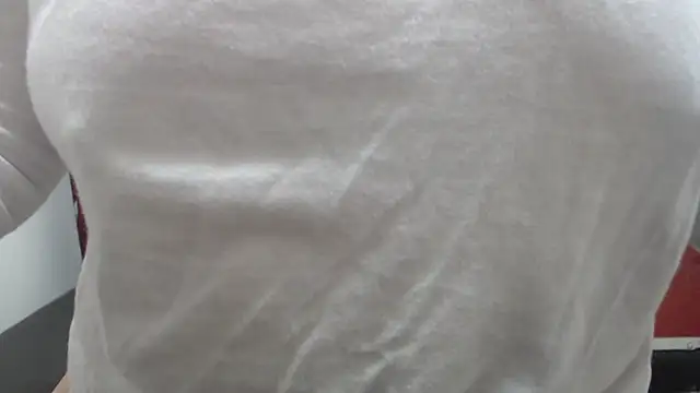 Laura hottt online show from 11, 4, 2026