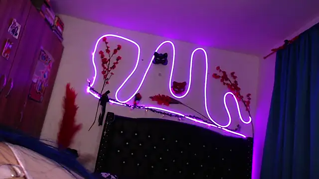 pussytight pervert online show from 10, 2, 2025