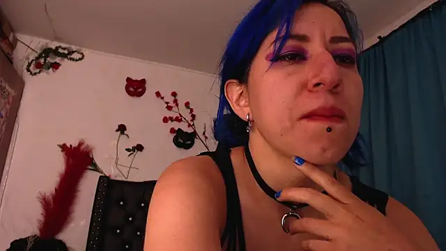 pussytight pervert online show from 28, 11, 2025