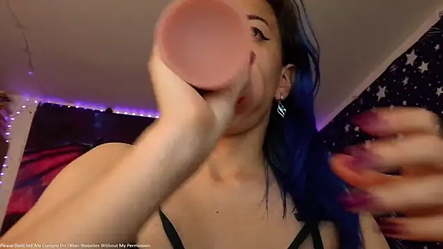 pussytight pervert online show from 26, 5, 2026