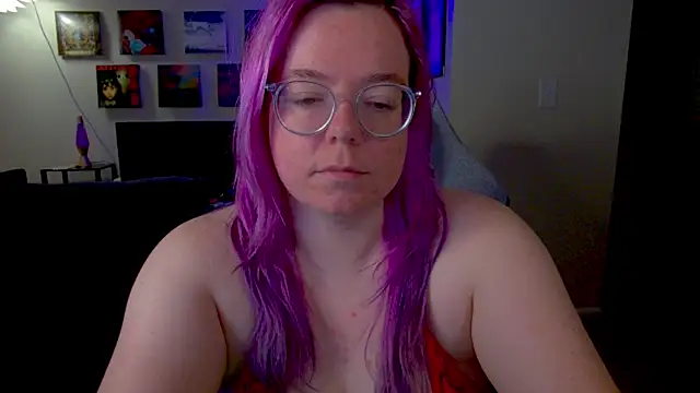 KiraSpitQueen online show from 15, 4, 2026