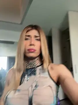 caroline cossei online show from 31, 3, 2026