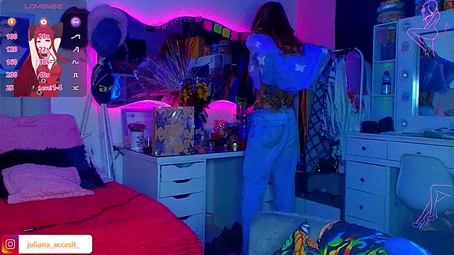 caroline cossei online show from 8, 3, 2026