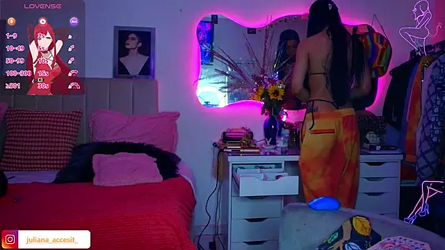 caroline cossei online show from 4, 3, 2026