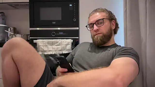 Bear bear  online show from 28, 7, 2026