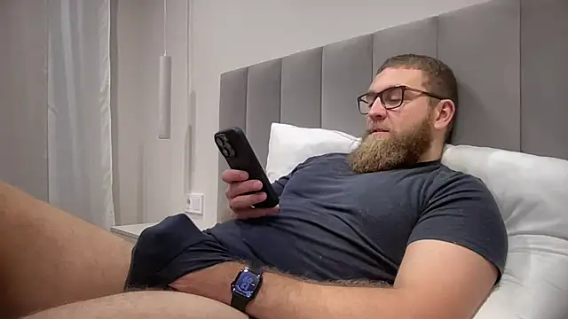 Bear bear  online show from 1, 11, 2025