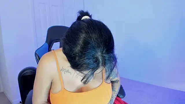 victoriachicas online show from 19, 1, 2025