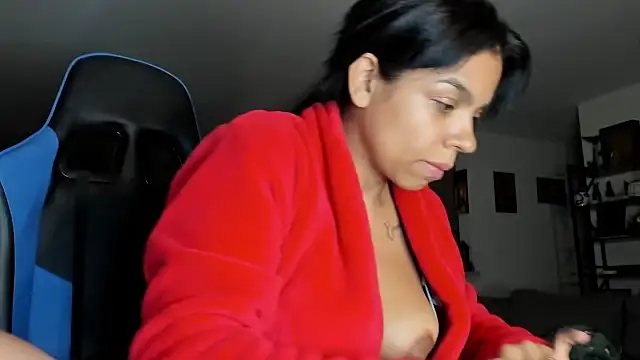 victoriachicas online show from 20, 2, 2025