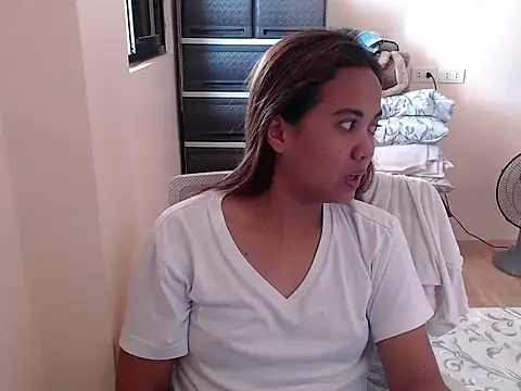 xTheLastVIRGINx online show from 18, 11, 2025