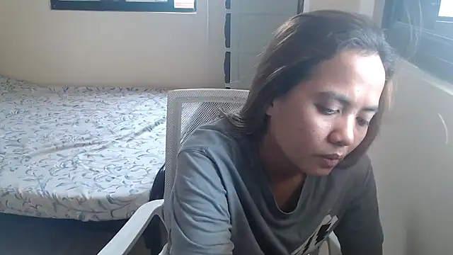 xTheLastVIRGINx online show from 17, 10, 2025