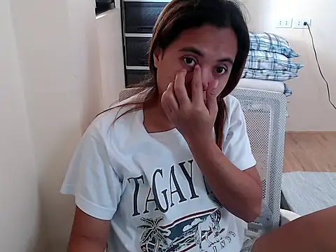 xTheLastVIRGINx online show from 5, 2, 2026