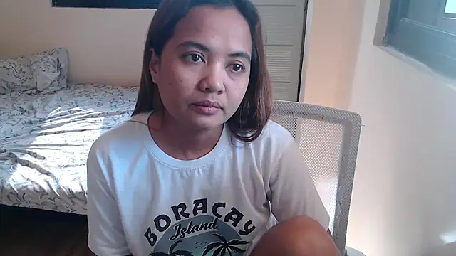 xTheLastVIRGINx online show from 11, 10, 2025