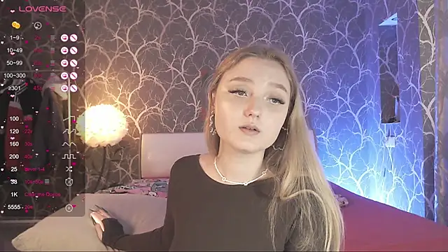 MiaMiaMeow online show from 19, 4, 2026