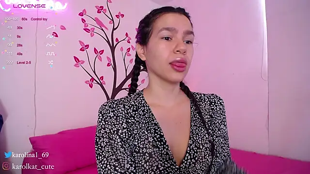 Snapshot of Karolina_1 chatting on 15, 3, 2025 Karolina 1 online show from 15, 3, 2025