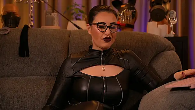 kelly kent online show from 24, 10, 2025