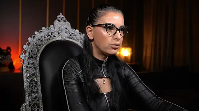 Snapshot of kelly_kent chatting on 15, 6, 2026 kelly kent online show from 15, 6, 2026