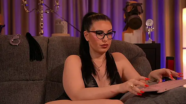 kelly kent online show from 15, 2, 2025