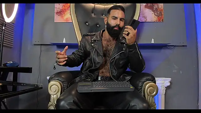 Snapshot of BeardAndrew chatting on 12, 3, 2025 BeardAndrew online show from 12, 3, 2025