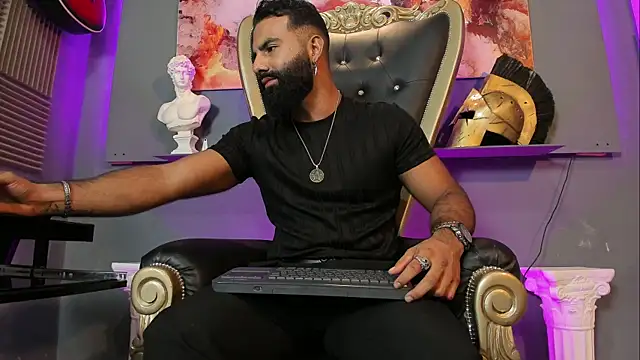 Snapshot of BeardAndrew chatting on 4, 3, 2025 BeardAndrew online show from 4, 3, 2025