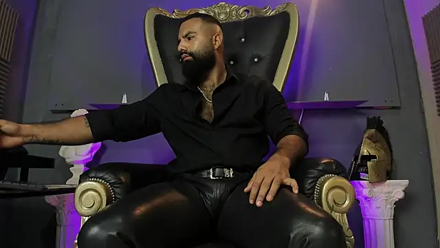 Snapshot of BeardAndrew chatting on 7, 5, 2026 BeardAndrew online show from 7, 5, 2026