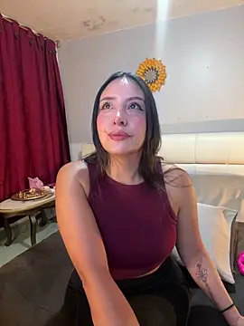 Freyja soh online show from 10, 4, 2026