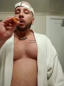 Snapshot of ShaneJames11 chatting on 25, 2, 2025 ShaneJames11 online show from 25, 2, 2025