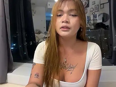 Snapshot of Claire_Brooke chatting on 12, 11, 2025 Claire Brooke online show from 12, 11, 2025