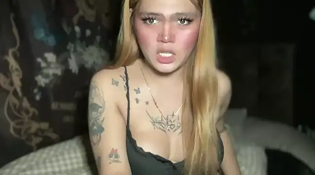 Snapshot of Claire_Brooke chatting on 2, 3, 2025 Claire Brooke online show from 2, 3, 2025