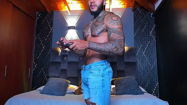 muscle man16 online show from 24, 1, 2025
