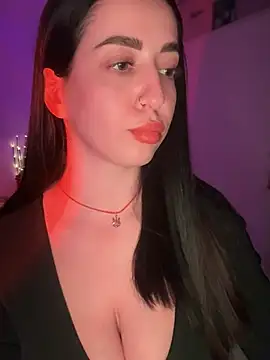 Snapshot of Emylia chatting on 14, 12, 2024 Emylia online show from 14, 12, 2024