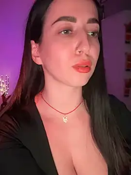 Snapshot of Emylia chatting on 15, 12, 2024 Emylia online show from 15, 12, 2024