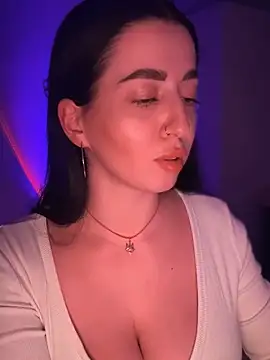 Snapshot of Emylia chatting on 28, 1, 2025 Emylia online show from 28, 1, 2025