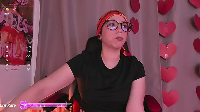 Snapshot of Apartment28 chatting on 1, 2, 2025 Apartment28 online show from 1, 2, 2025