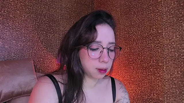 Snapshot of Apartment28 chatting on 30, 6, 2026 Apartment28 online show from 30, 6, 2026