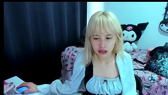 Akane-Mou online show from 22, 12, 2025