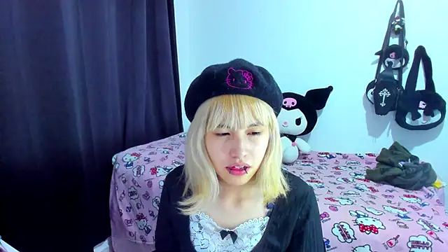 Snapshot of Akane-Mou chatting on 22, 11, 2025 Akane-Mou online show from 22, 11, 2025