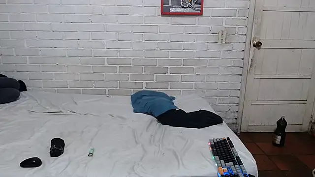 valeriaswang Lucas online show from 18, 4, 2026