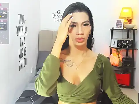 Trixie Mattel21 online show from 25, 3, 2026